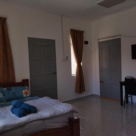 Room Stay Tok Wan 2 Kampung Kuala Besut Екстериор снимка